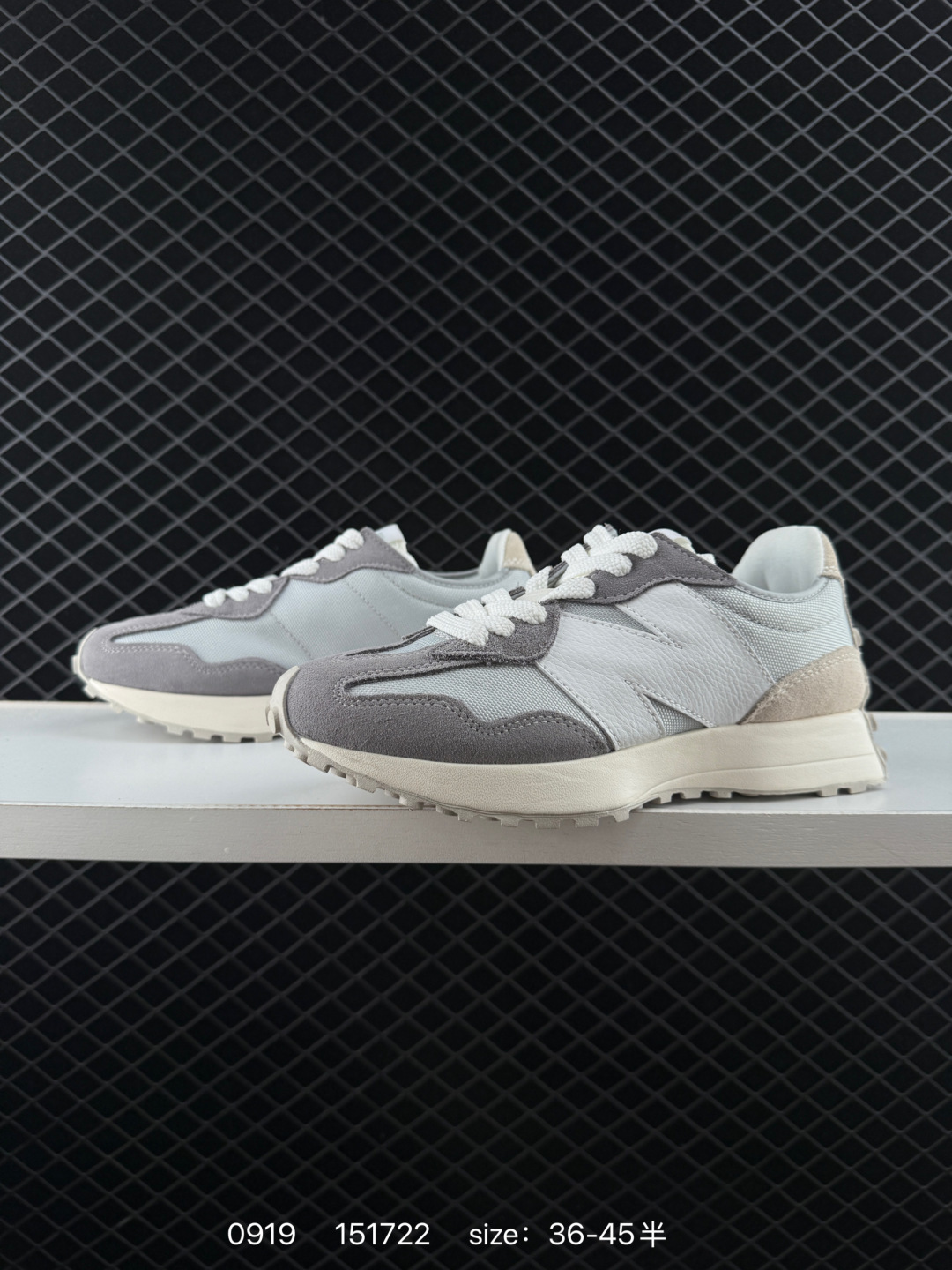 New Balance MS327 NB